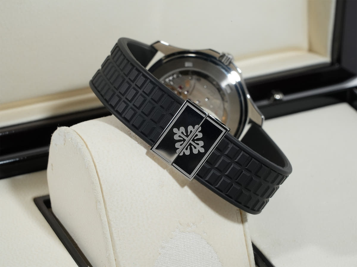 パテックフィリップ アクアノート ラージ Ref.5065A-001 ブラック文字盤 美中古 rhyp57wr