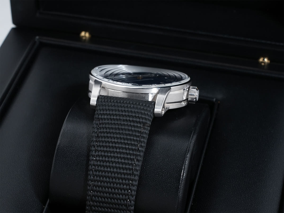 Audemars Piguet CODE 11.59 by Audemars Piguet Ref.15210BC.OO.A321CR.01 18KWG Blue lacquer dial Used mkavio43