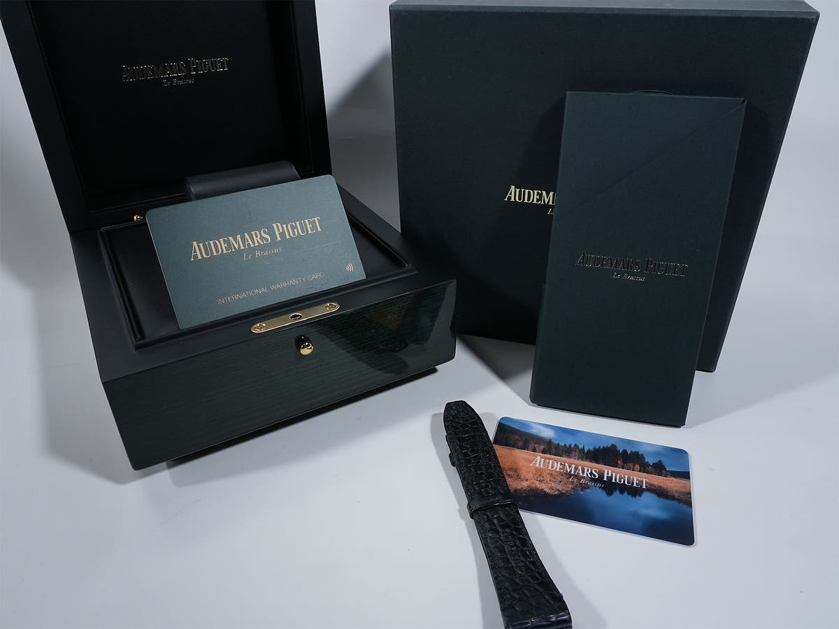 Audemars Piguet CODE 11.59 by Audemars Piguet Ref.15210BC.OO.A321CR.01 18KWG Blue lacquer dial Used mkavio43