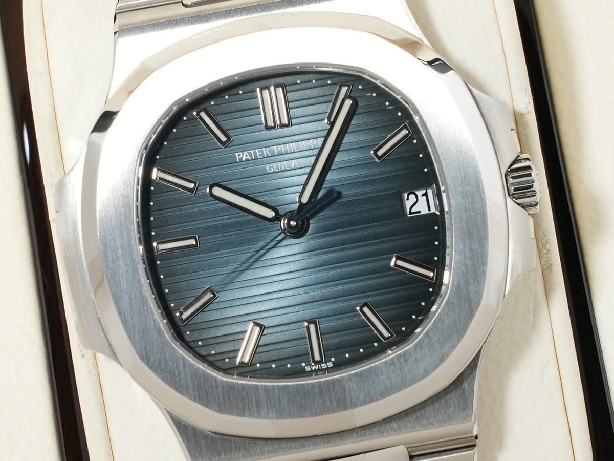 パテックフィリップ ノーチラス Ref.5711/1A-010 SS ブルー文字盤 中古 7x6u33hy