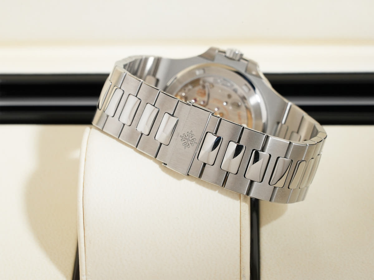 パテックフィリップ ノーチラス Ref.5711/1A-010 SS ブルー文字盤 中古 7x6u33hy
