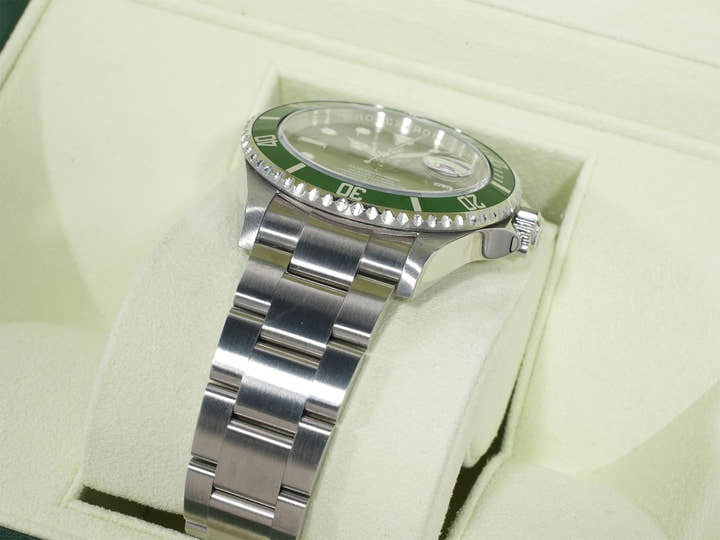 Rolex Submariner Date Ref. 16610LV Stainless Steel Black Dial