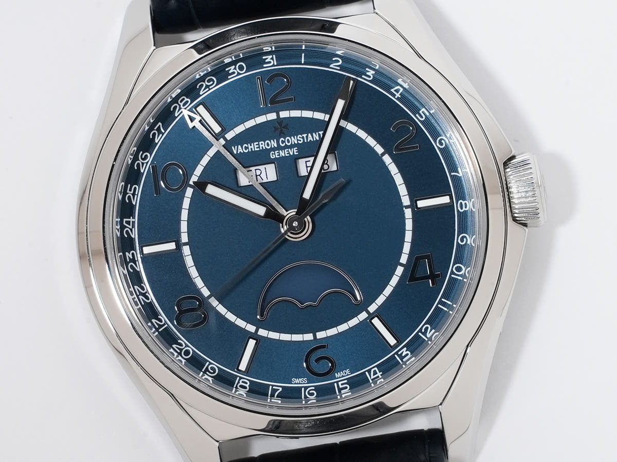 ヴァシュロンコンスタンタン フィフティーシックス コンプリートカレンダー Ref.4000E/000A-B548 ブルー文字盤 中古 vu7pqwqp