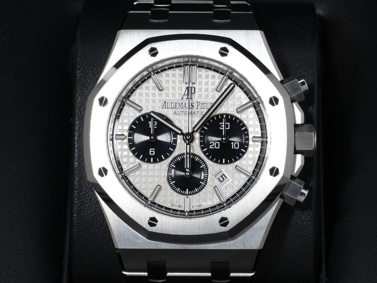 オーデマピゲ ロイヤルオーク クロノグラフ Ref.26331ST.OO.1220ST.03 シルバー文字盤 中古 gd6p44de