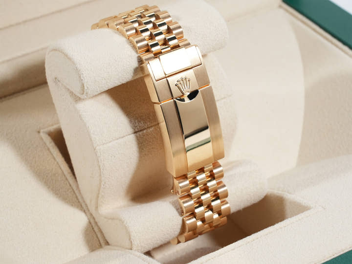 ロレックス GMTマスターII Ref.126718GRNR イエローゴールド ブラック文字盤 オイスターブレスレット