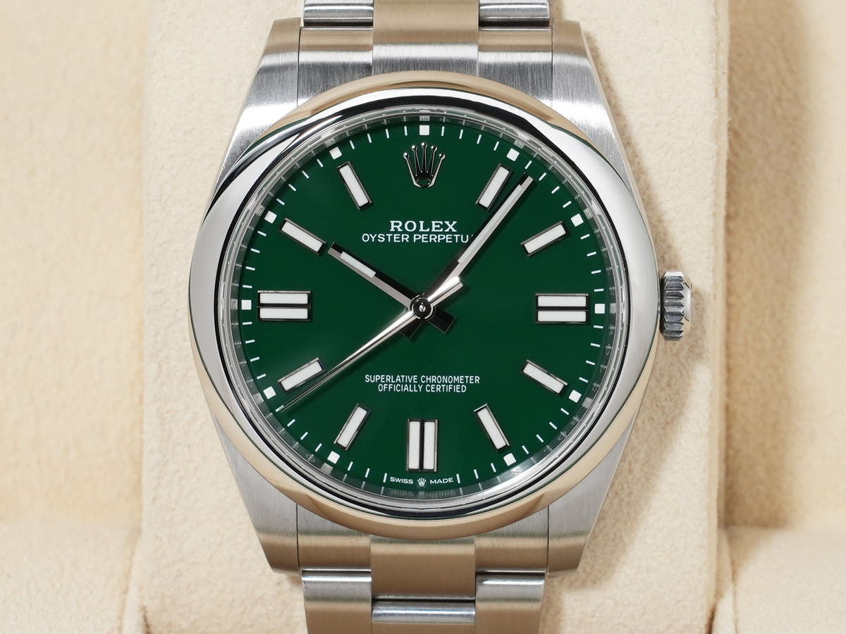 ロレックス オイスターパーペチュアル41 Ref.124300 グリーン文字盤 中古 xbu4wwxq