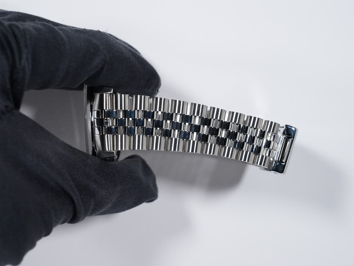 ロレックス オイスターパーペチュアル デイト TIFFANY＆Co. Ref.15200 シルバー文字盤 中古 yudqecx9