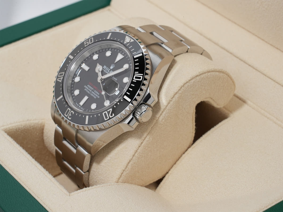 ロレックス シードゥエラー Ref.126600 ブラック文字盤 極美品 5n7cfyuq