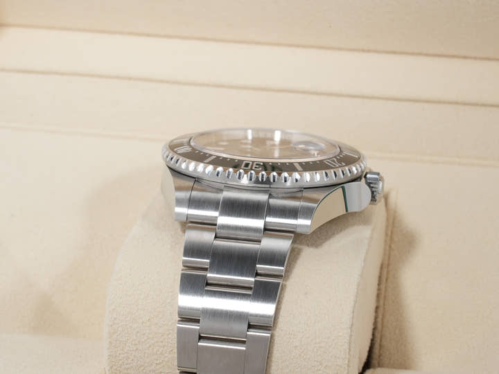 ロレックス シードゥエラー Ref.126600 ステンレススチール ブラック文字盤