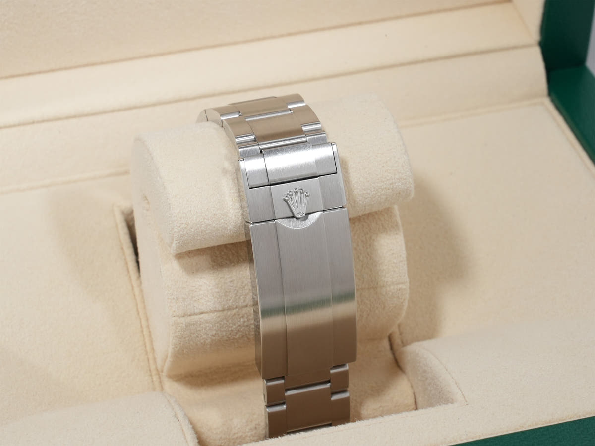 ロレックス シードゥエラー Ref.126600 ブラック文字盤 極美品 5n7cfyuq