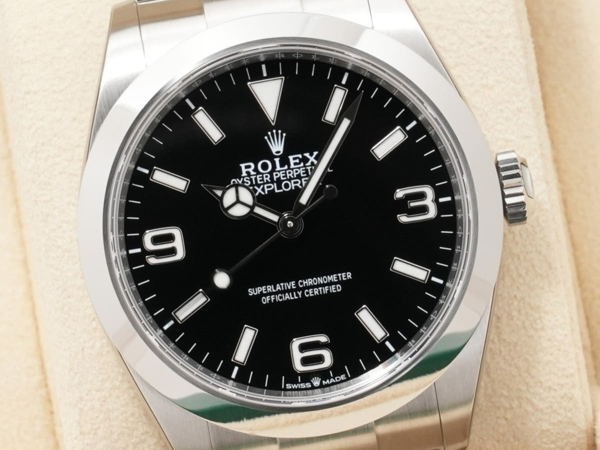 ロレックス エクスプローラー40 Ref.224270 ブラック文字盤 未使用 nrkt58vb