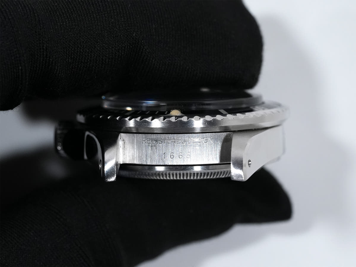 ロレックス シードゥエラー Ref.1665 ブラック文字盤 中古 wn4ed9pq