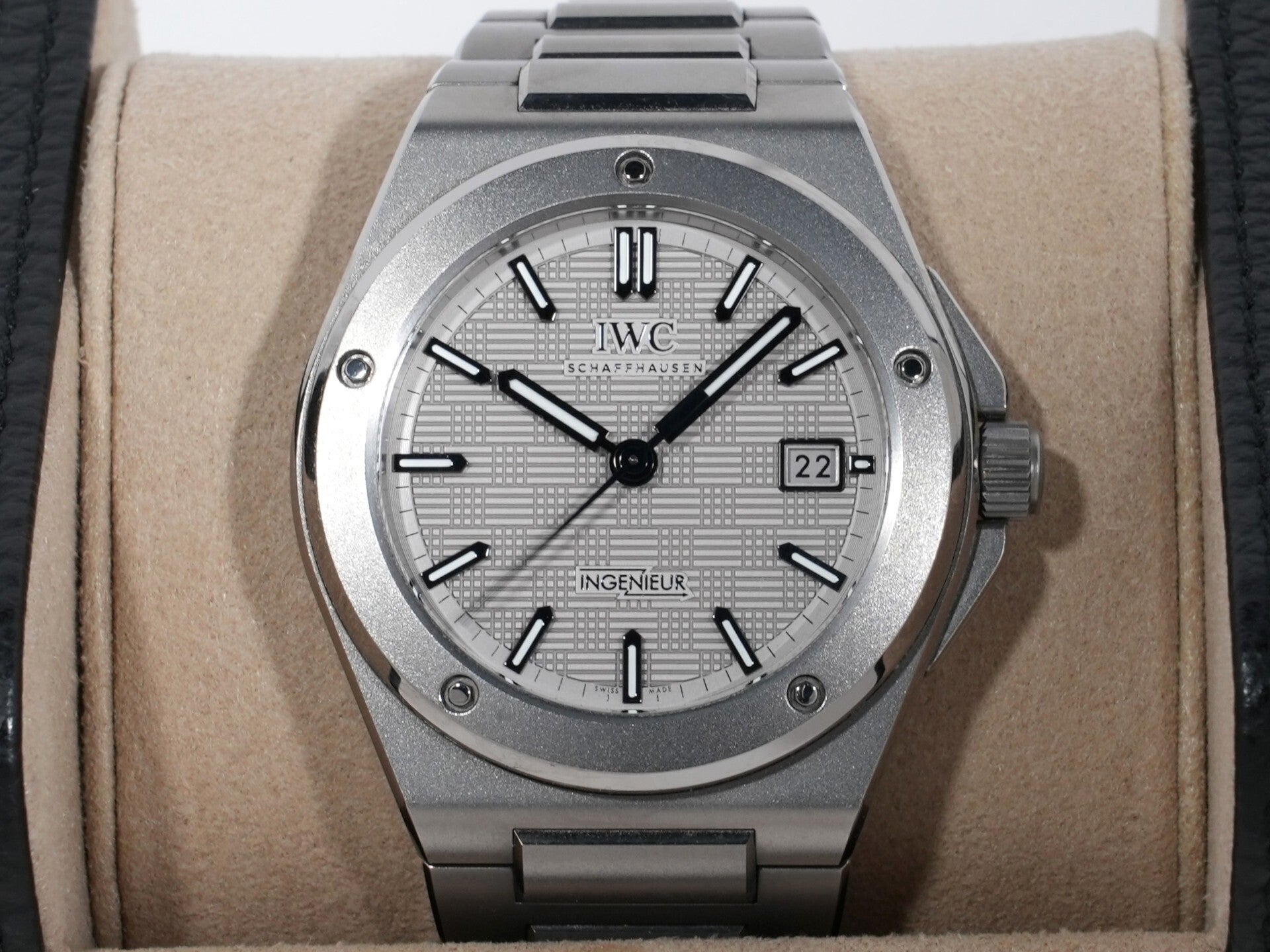 IWC インヂュニア オートマティック 40 Ref.IW328904 TI グレー文字盤