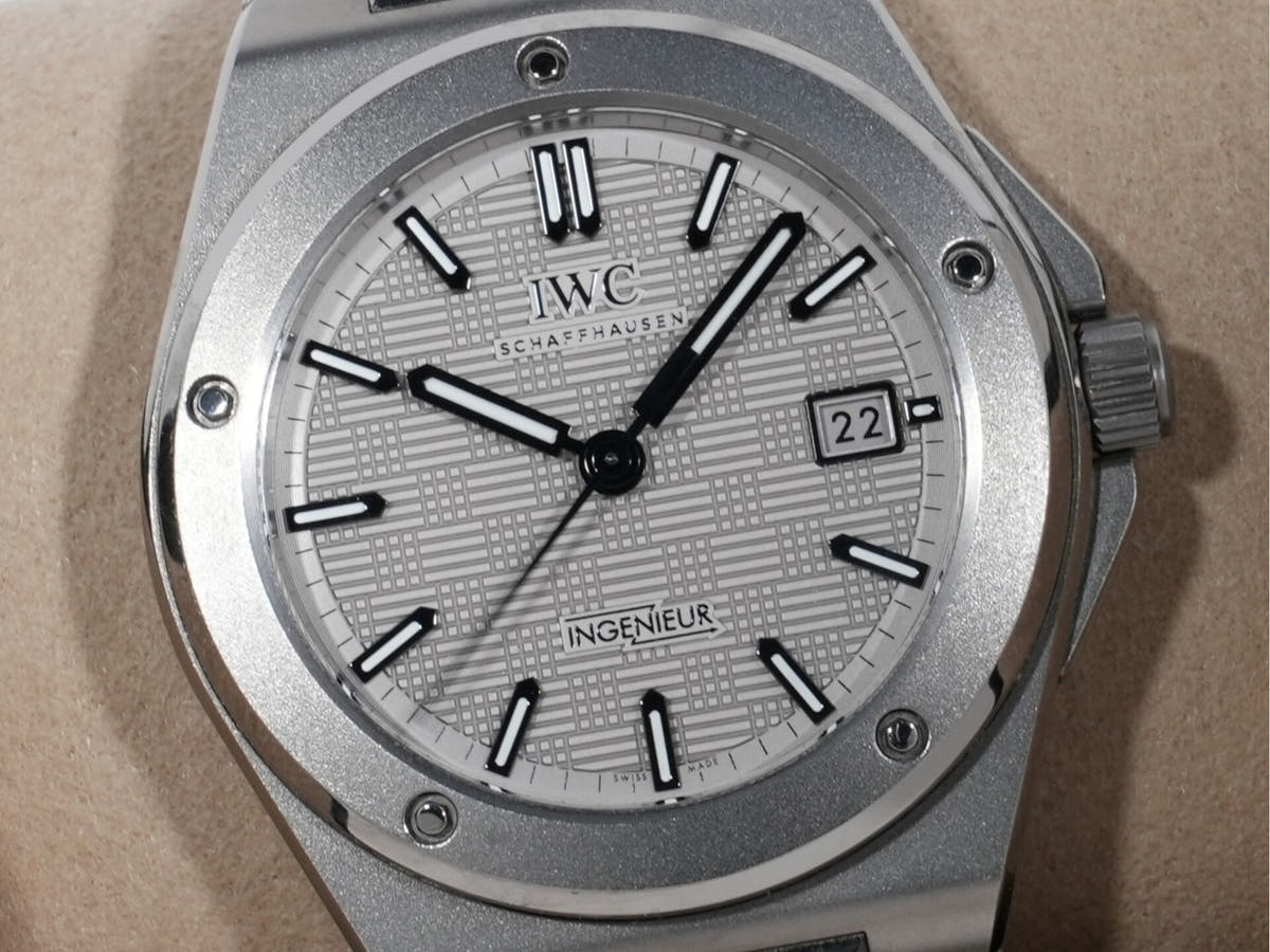 IWC インヂュニア オートマティック 40 Ref.IW328904 グレー文字盤 美中古 xcb2pcmg
