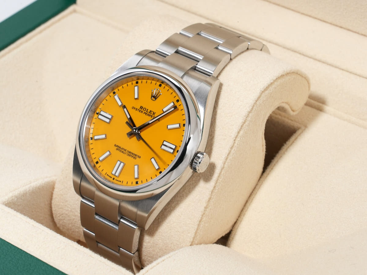 ロレックス オイスターパーペチュアル41 Ref.124300 SS イエロー文字盤 美品 4wr8wjnp