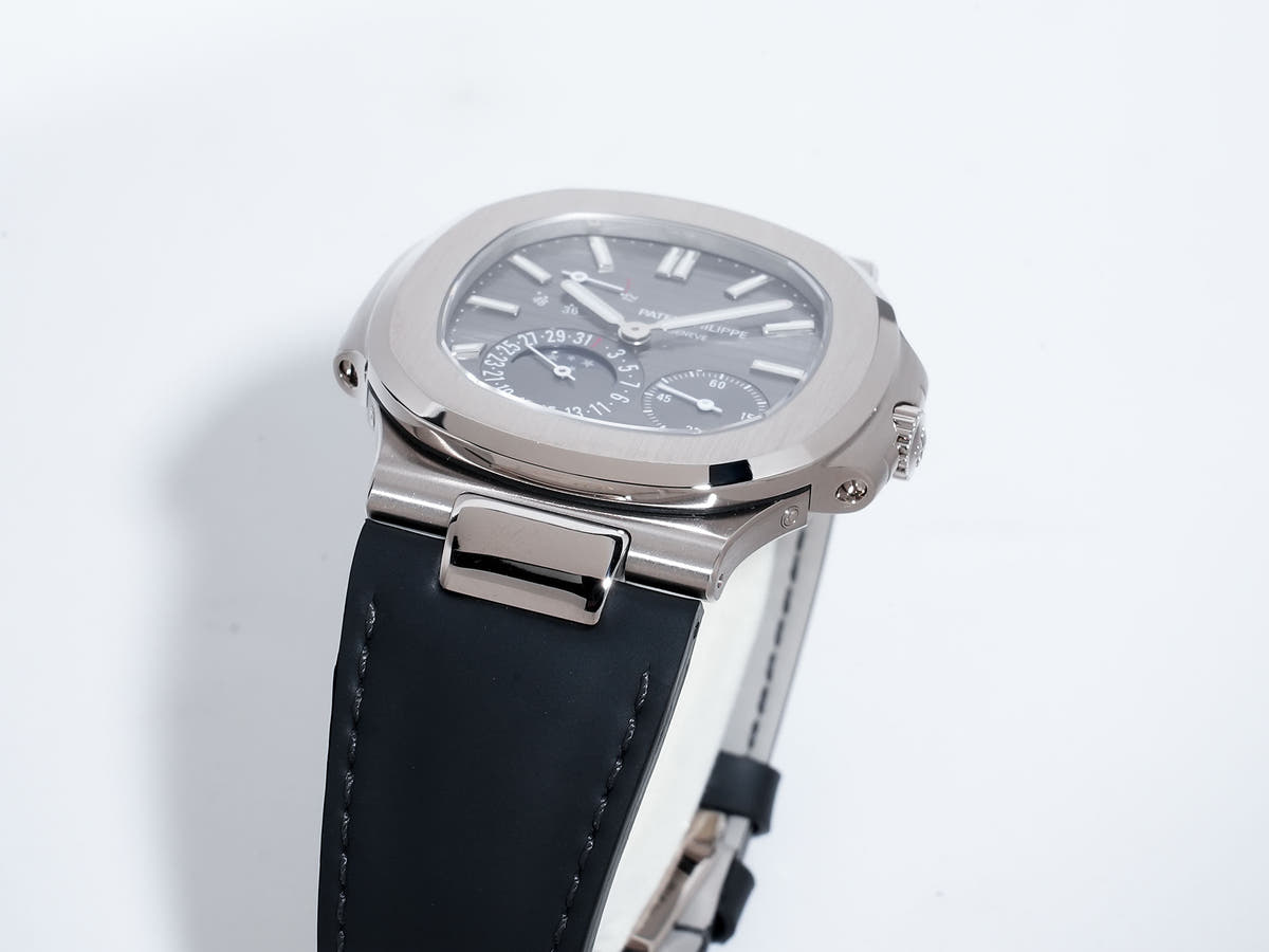 パテックフィリップ ノーチラス プチコンプリケーション Ref.5712G-001 18KWG スレート文字盤 美品 7xb6z5qf