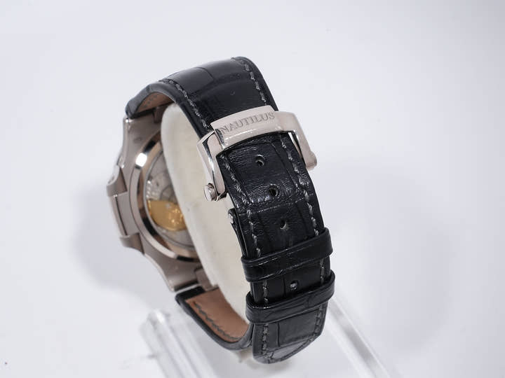 パテックフィリップ ノーチラス プチコンプリケーション Ref.5712G-001 ホワイトゴールド スレート文字盤
