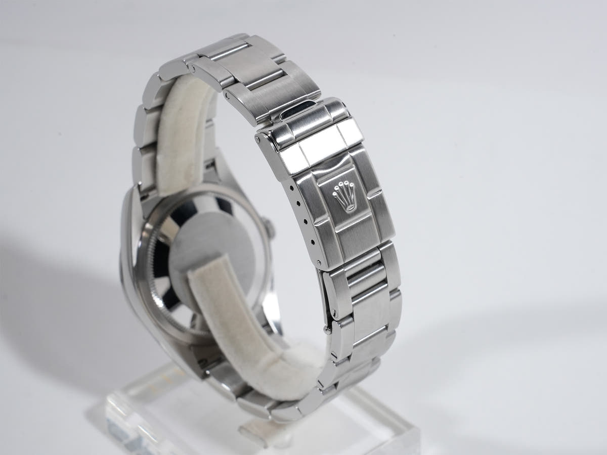 ロレックス エクスプローラーI Ref.114270 ブラック文字盤 中古 jzdtik9m