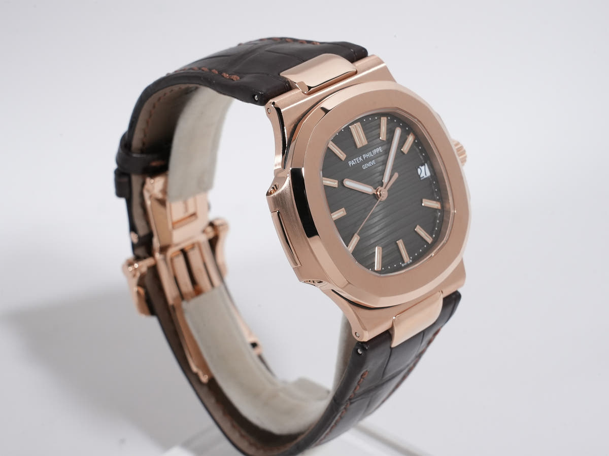 パテックフィリップ ノーチラス Ref.5711R-001 18KRG ブラウン文字盤 美品 aecd8e7s