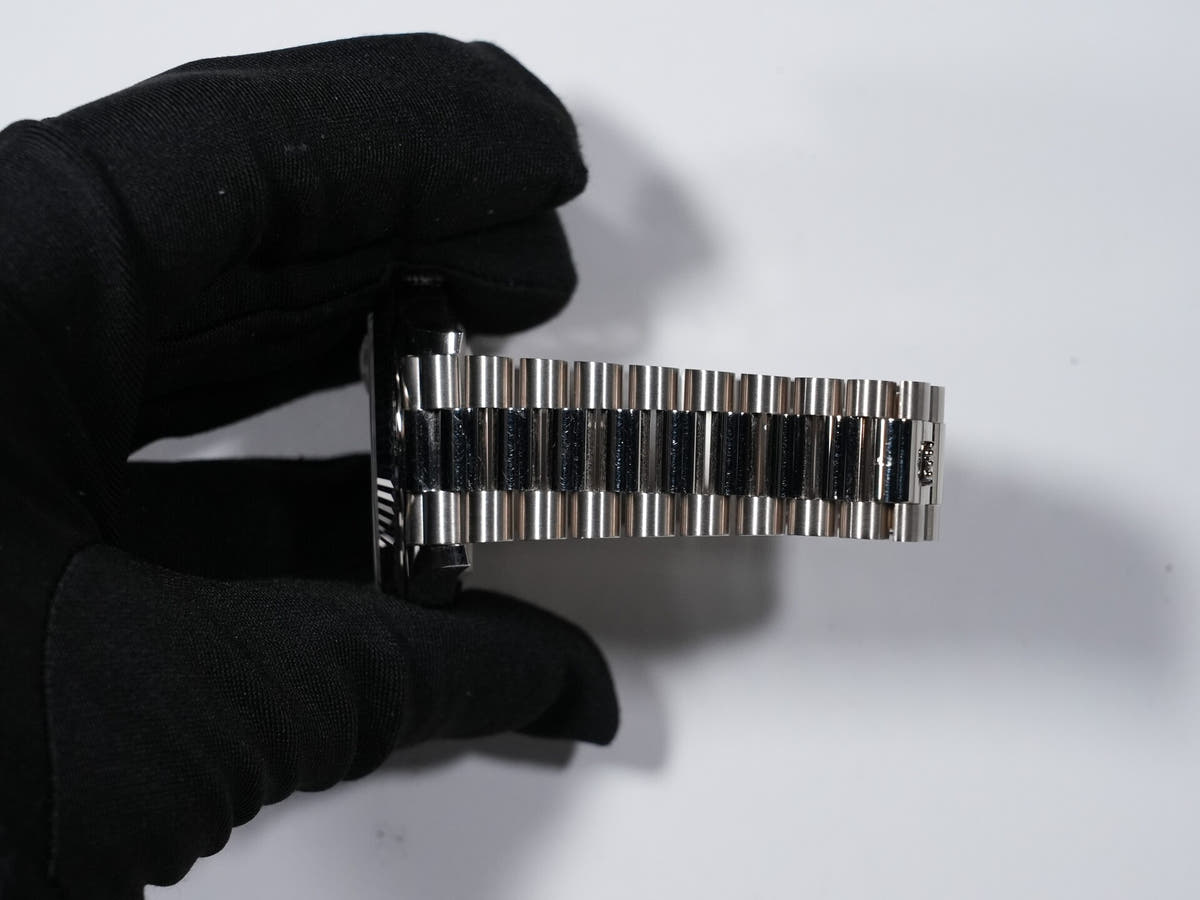 ロレックス デイデイト40 Ref.228239 オリーブグリーン文字盤 美中古 kqutw35x