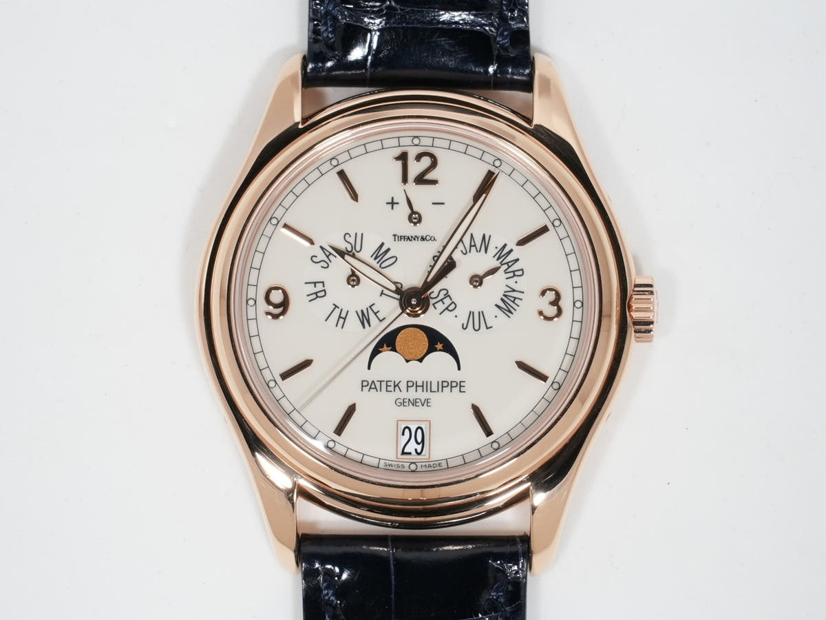 パテックフィリップ アニュアルカレンダー ムーン フェイズ  Tiffany&Co. Ref.5146R-001 18KRG アイボリー文字盤 中古 yupajm4m