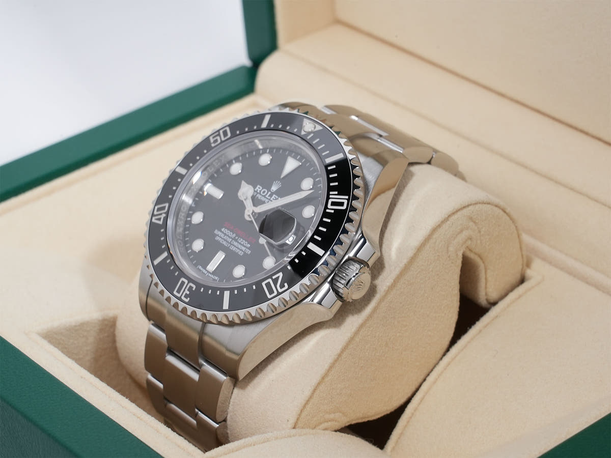 ロレックス シードゥエラー Ref.126600 SS ブラック文字盤 美品 istx3rh4