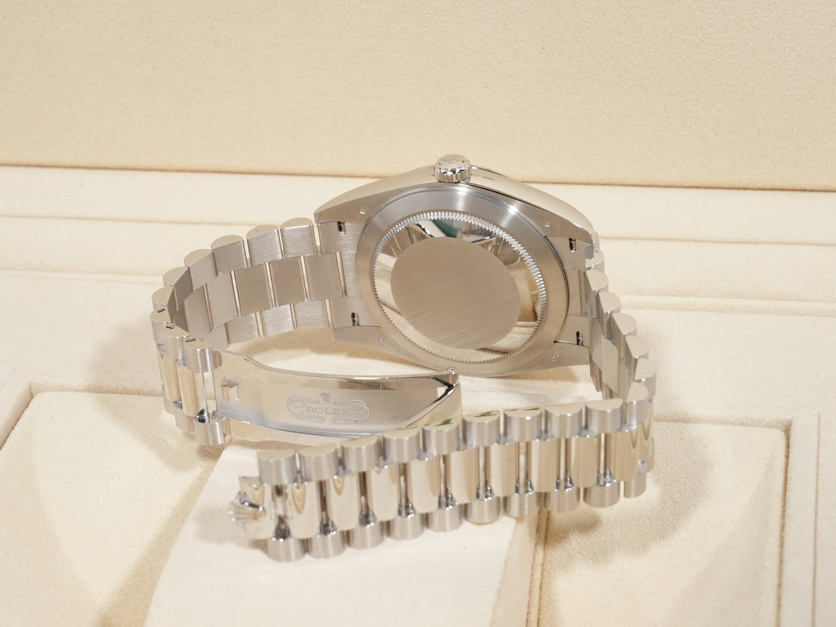 Rolex Day-Date Ref.228206 PT Ice Blue Dial Used n5eyoh8i