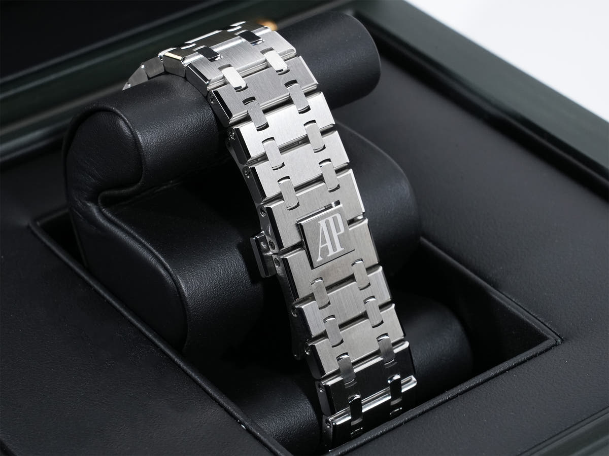 オーデマピゲ ロイヤルオーク クロノグラフ Ref.26331ST.OO.1220ST.02 ブラック文字盤 美品 f22jooqb
