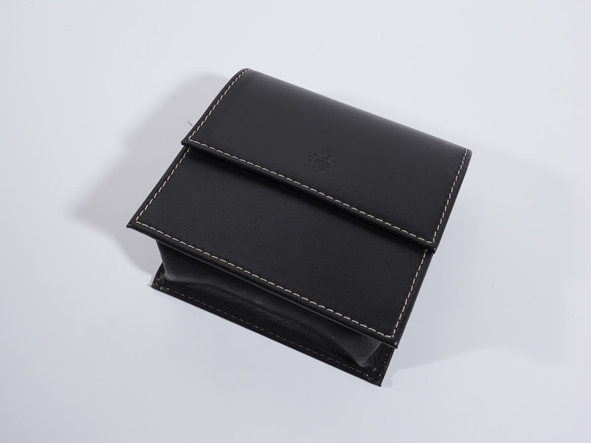 パテックフィリップ カラトラバ オフィサー Ref.5153G-001 18KWG ブラック文字盤 美品 p49n997t