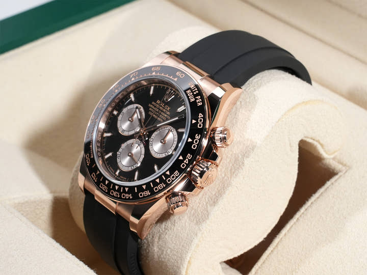 Rolex Daytona Ref. 126515LN Everose Gold Bright Black x Sandblast Dial