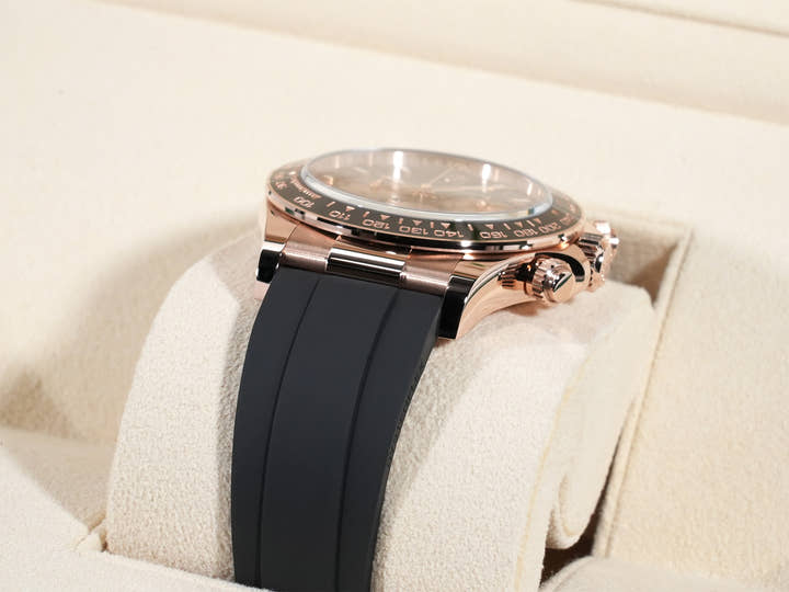 Rolex Daytona Ref. 126515LN Everose Gold Bright Black x Sandblast Dial