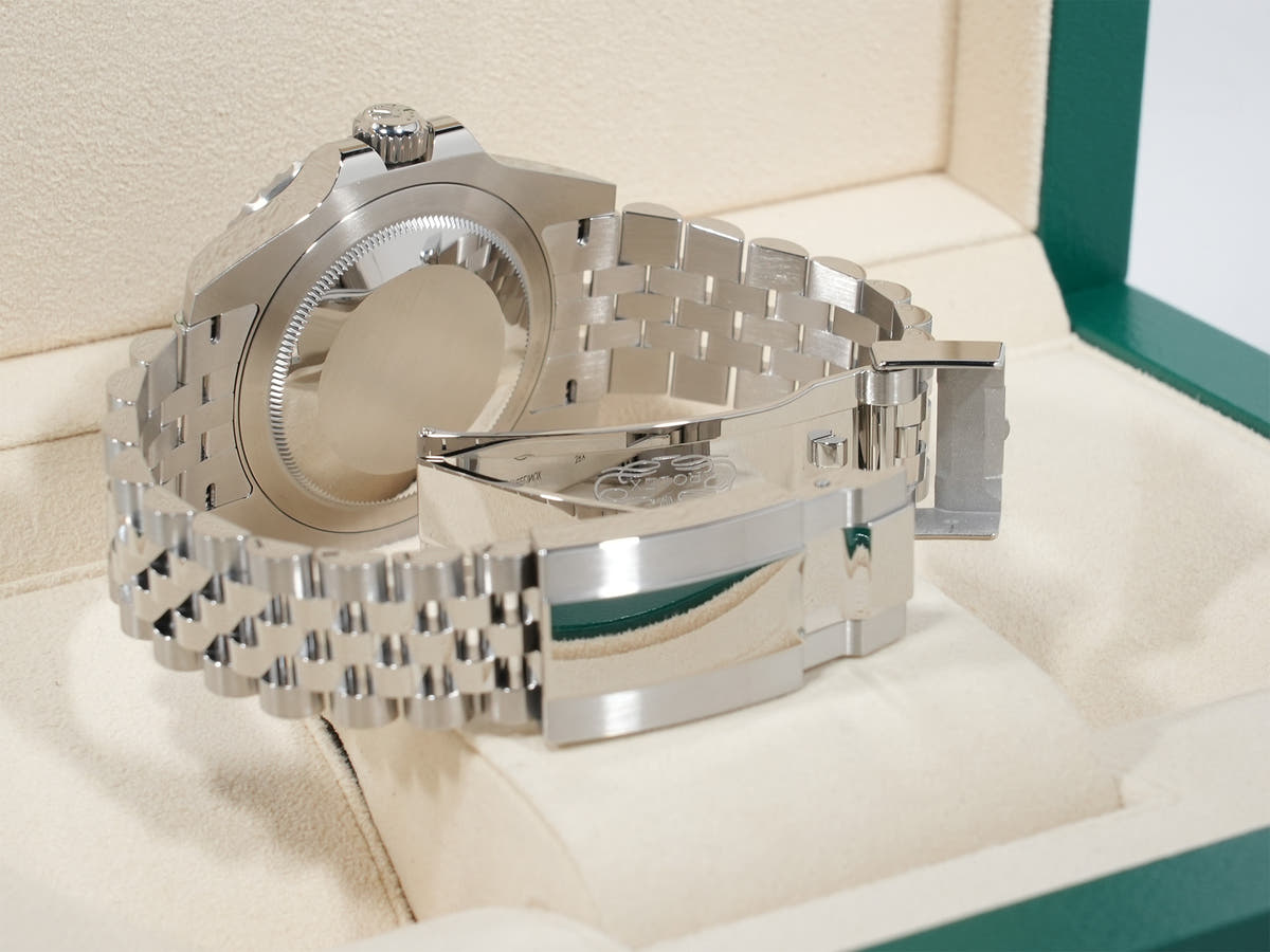 Rolex GMT Master II Ref.126720VTNR Black Dial Unused k79ka3b4