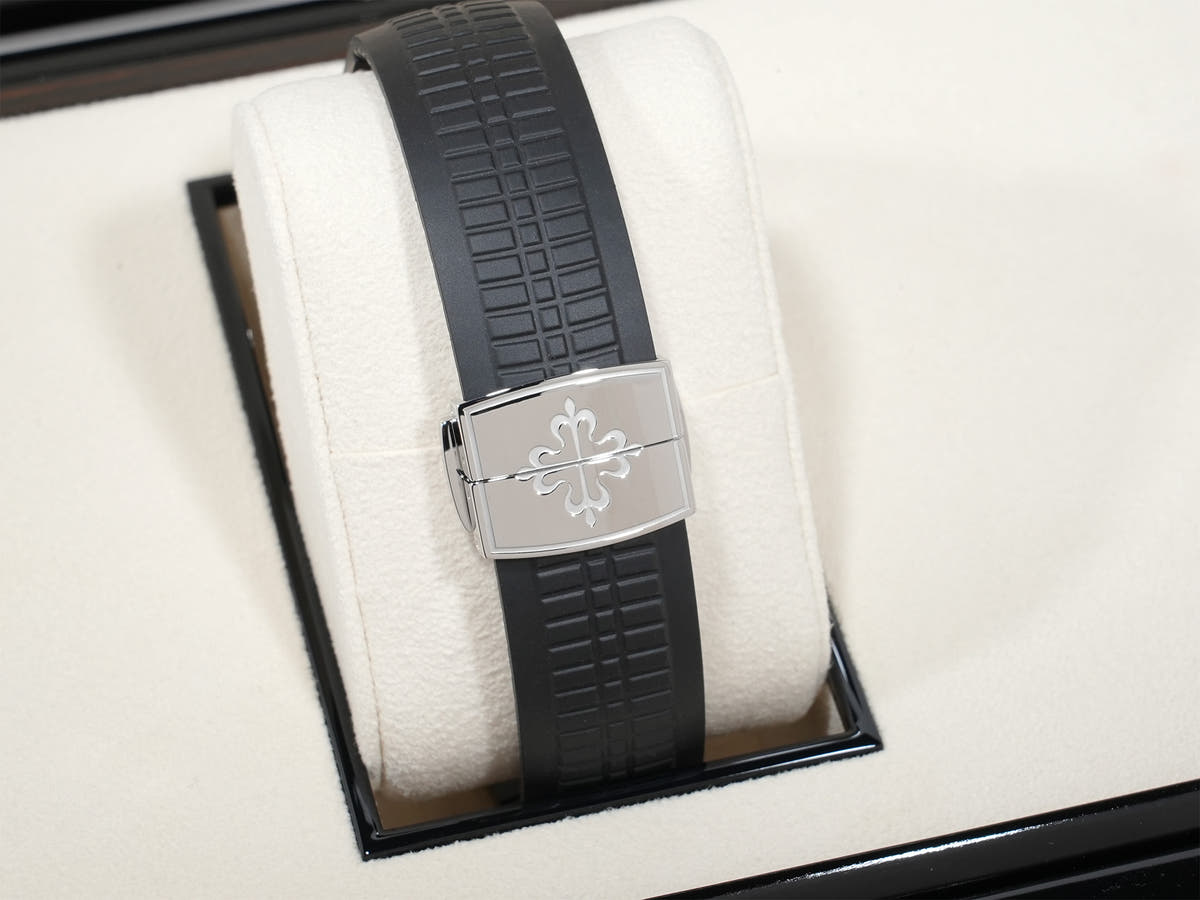 パテックフィリップ アクアノート Ref.5167A-001 SS ブラック文字盤 美品 e4ndg333