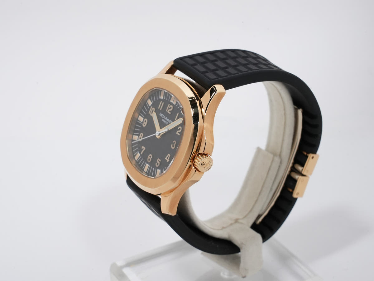 パテックフィリップ アクアノート Ref.5066J-001 18KYG ブラック文字盤 中古 j9zrsm5p