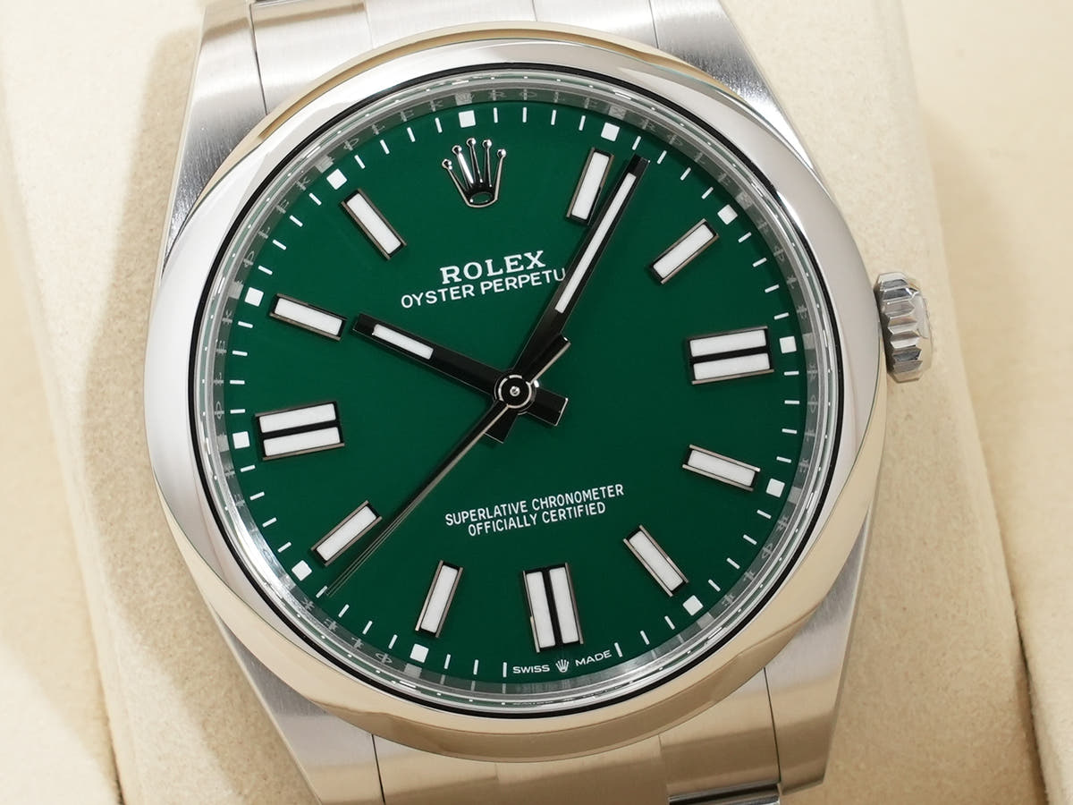 ロレックス オイスターパーペチュアル41 Ref.124300 SS グリーン文字盤 未使用 hc9mbsyt