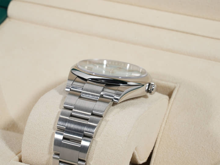 Rolex Oyster Perpetual 41 Ref. 124300 Stainless Steel Turquoise Dial