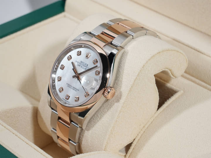 Rolex Datejust 36 Ref. 126201 Stainless Steel/Everose Gold White Mother-of-Pearl Dial with 10 Diamonds