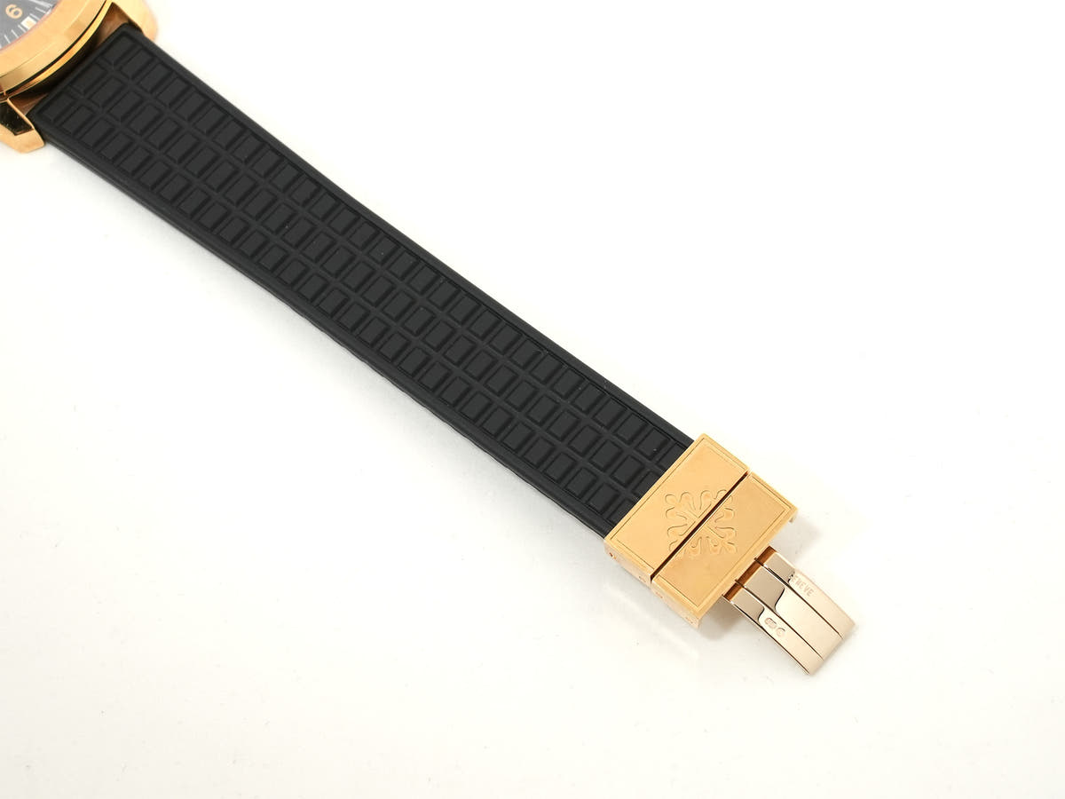 パテックフィリップ アクアノート Ref.5065J-001 18KYG ブラック文字盤 中古 d2hrpdbu