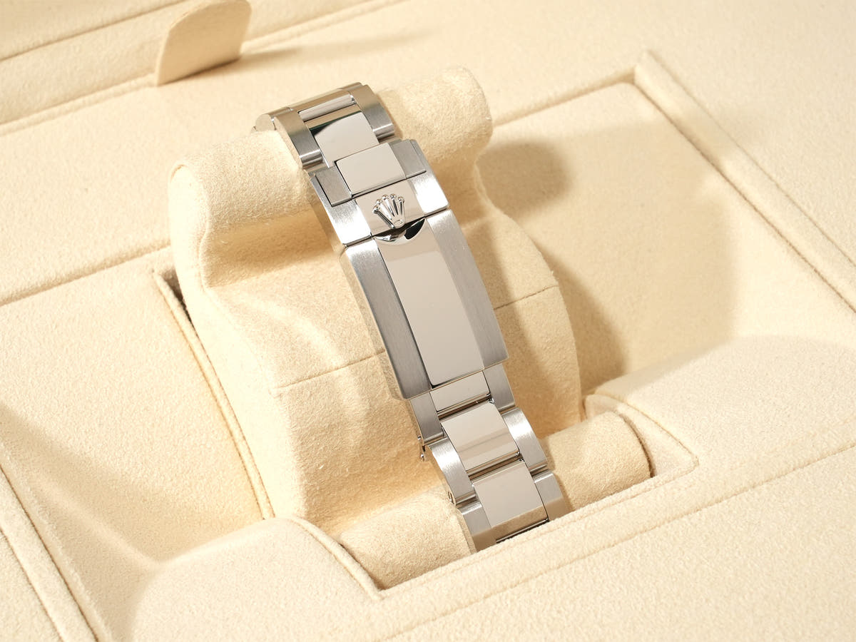 ロレックス デイトナ Ref.126506 アイスブルー文字盤 未使用 ez56kraw
