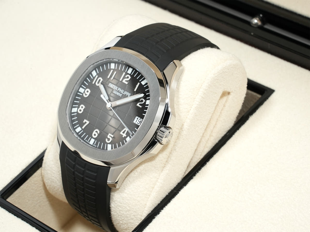 パテックフィリップ アクアノート Ref.5167A-001 SS ブラック文字盤 美品 ojatpeuj