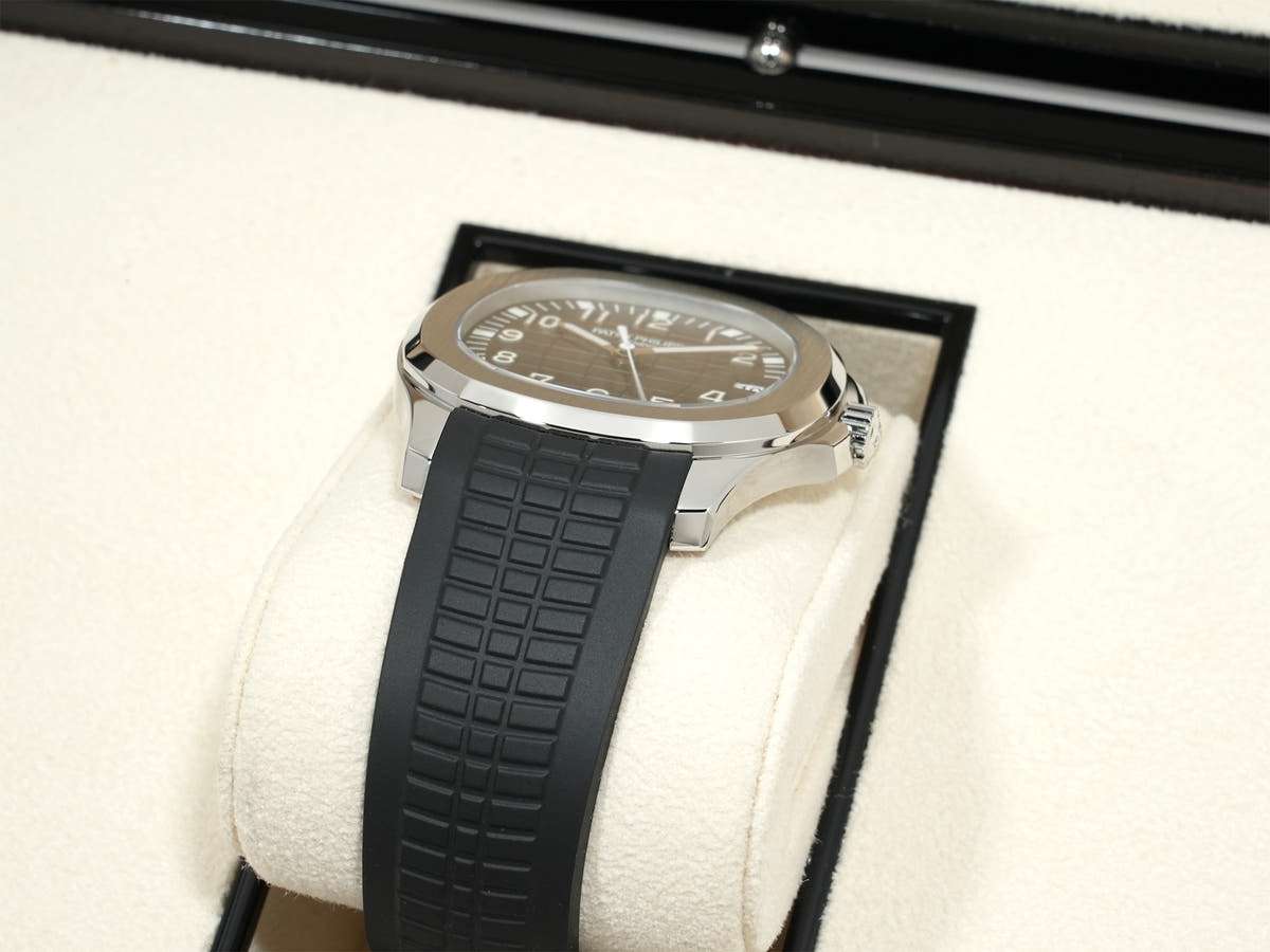 パテックフィリップ アクアノート Ref.5167A-001 SS ブラック文字盤 美品 ojatpeuj