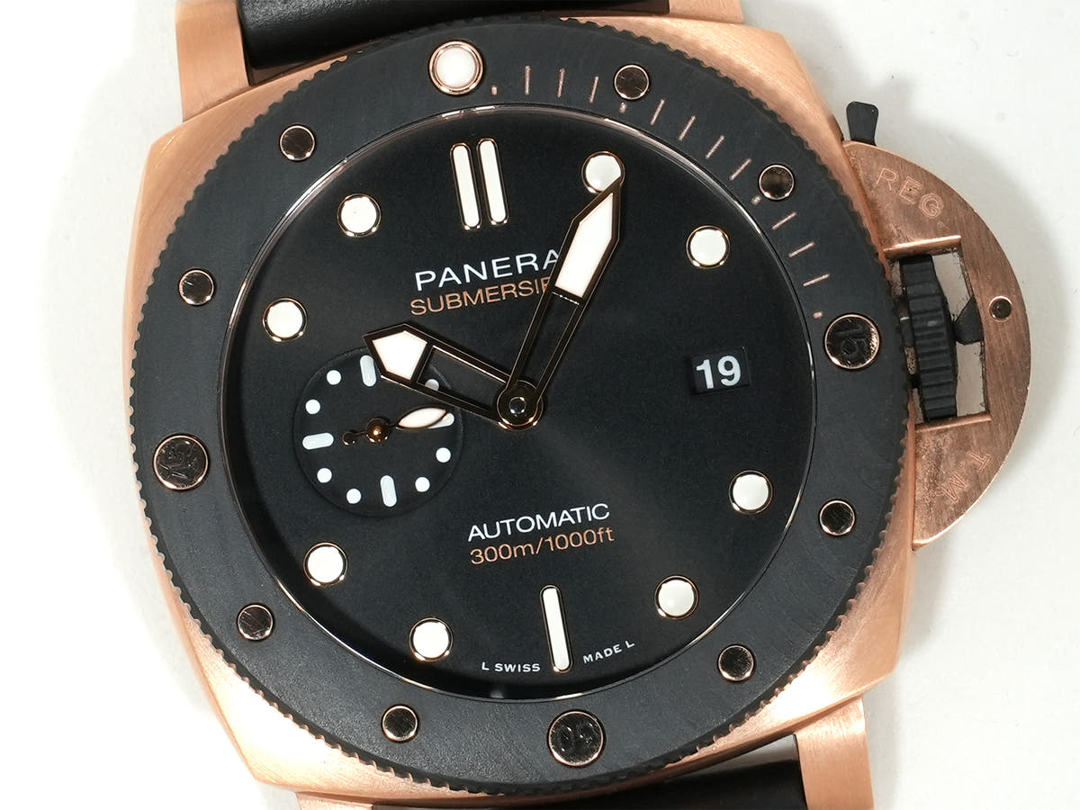 パネライ サブマーシブル ゴールドテック オロカーボ Ref.PAM01070 Carbotech×Goldtech ブラック文字盤 中古 sc63y2e4