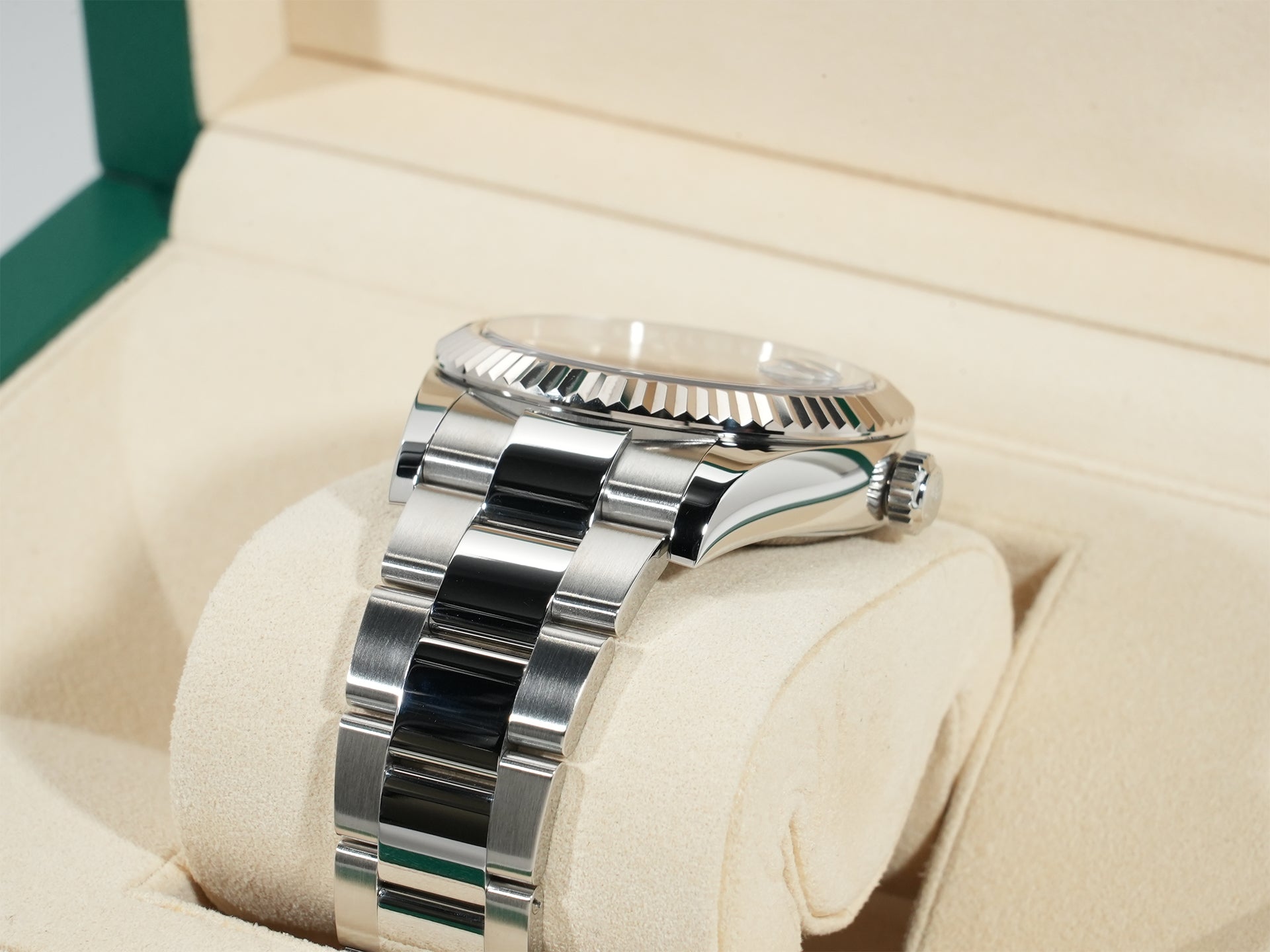 ロレックス スカイドゥエラー Ref.326934 SS/WG ブルー文字盤 オイスターブレスレット 美品 gq8vac96