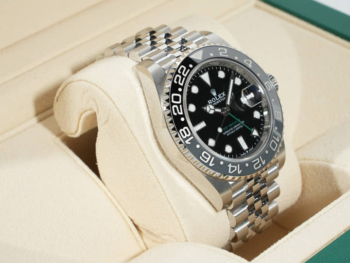 Rolex GMT Master II Ref.126710GRNR SS Black Dial Jubilee Bracelet Unused t743q6sk