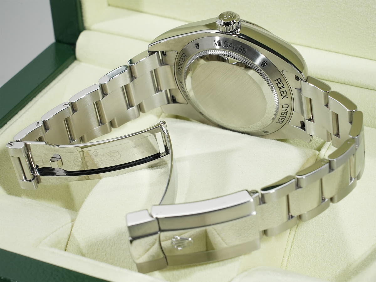 ロレックス ミルガウス Ref.116400 SS ホワイト文字盤 美中古 rcue2tob