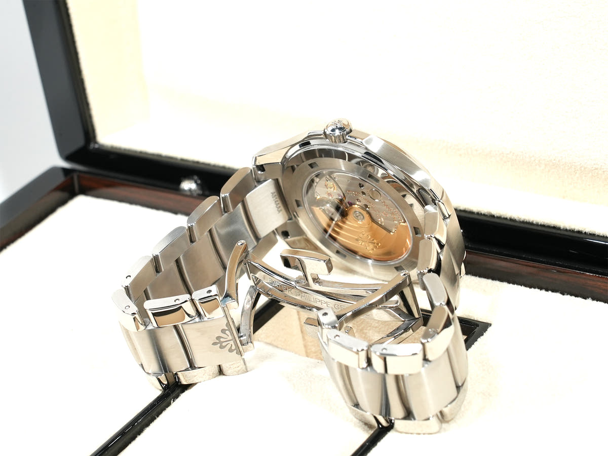 パテックフィリップ アクアノート エクストララージ Ref.5167/1A-001 SS ブラック文字盤 中古 r6q3acv4