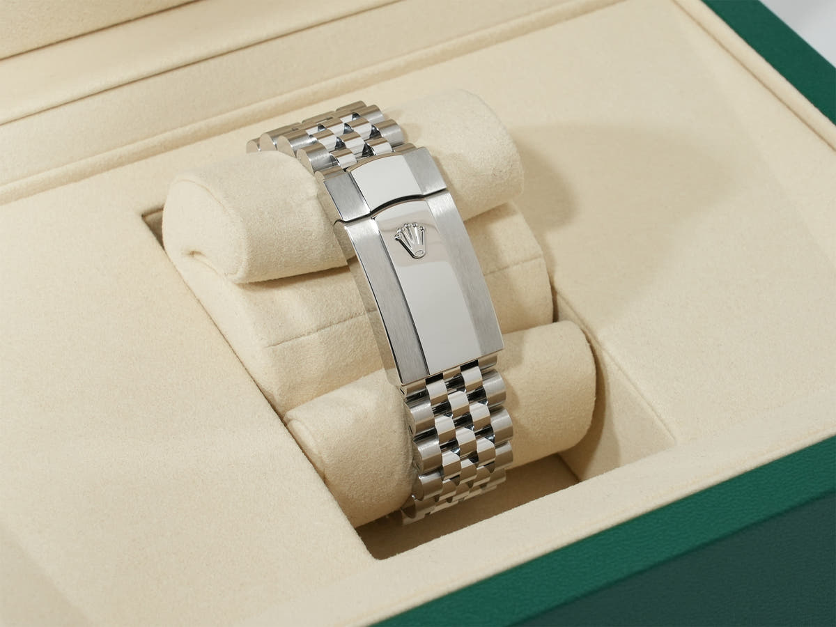Rolex Datejust 36 Ref.126234 SS/WG Mint Green Dial Jubilee Bracelet Unused rvxc2i3f