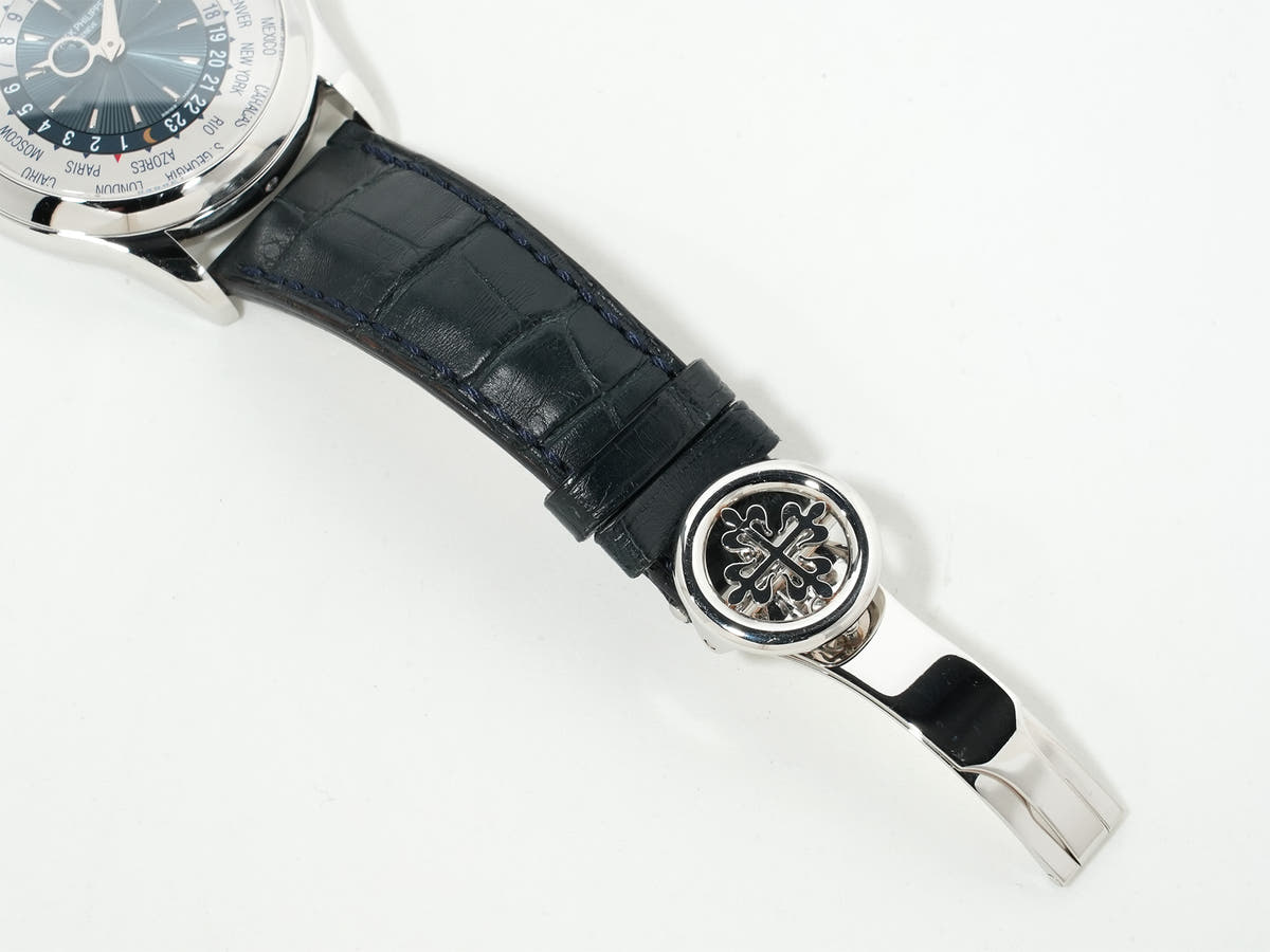 Patek Philippe Complications World Time Ref.5130P-001 PT Silver/Blue Dial Used rmmczquc