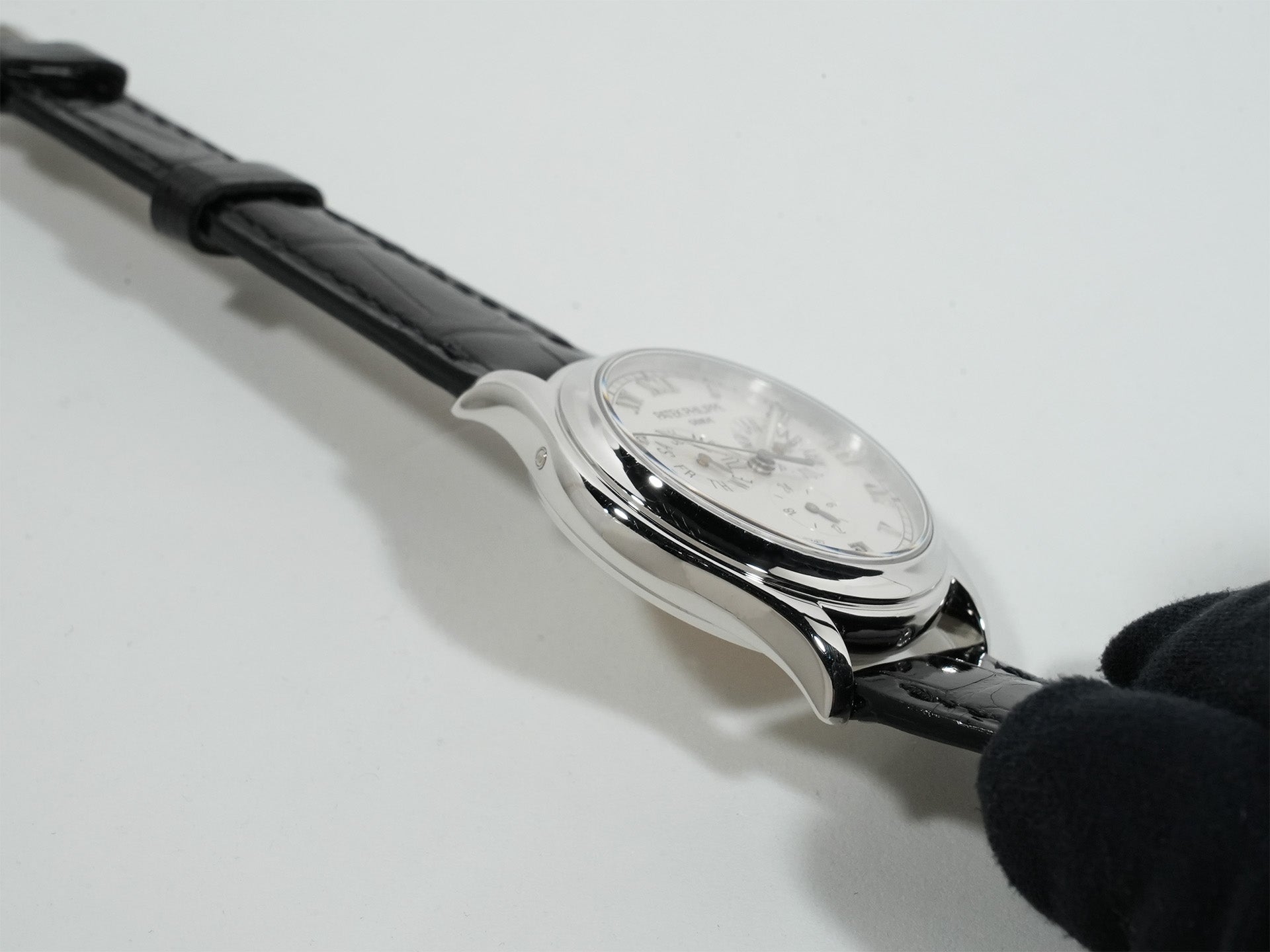 パテックフィリップ アニュアルカレンダー Ref.5035P-024 PLATINUM シルバー文字盤 中古 jhxu38wd