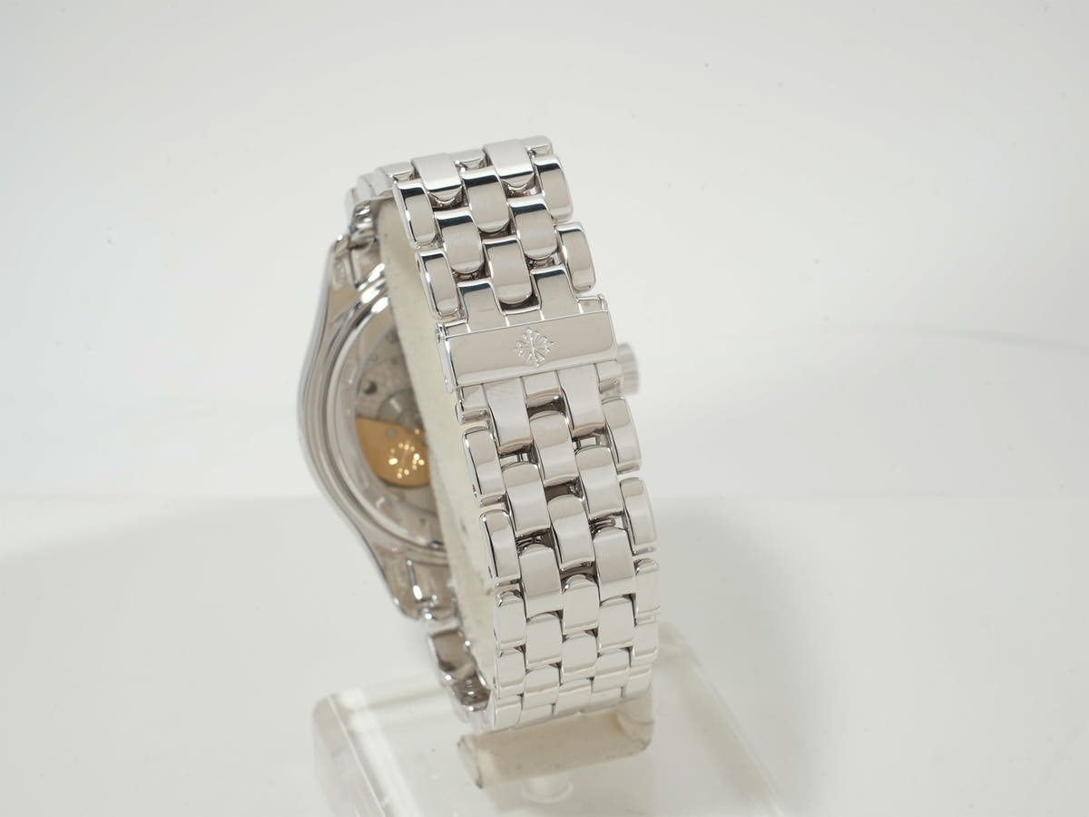 パテックフィリップ パーペチュアルカレンダー Ref.5136/1G-001 18KWG シルバー文字盤 中古 iwt3siuh